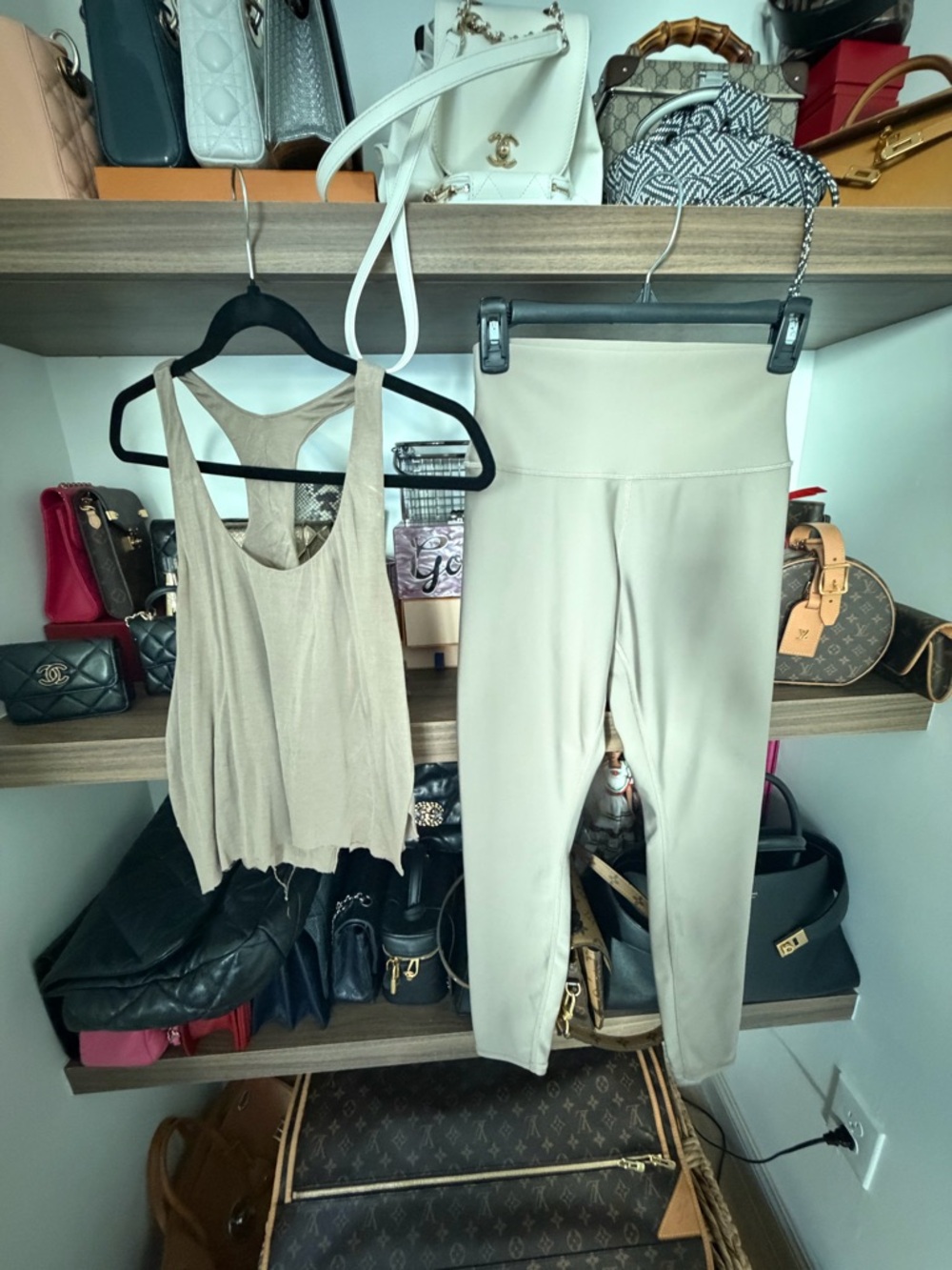 Alo Yoga Legging Set in Sand